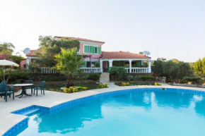 Kusadasi'nda 3 adet Bungolov